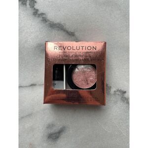Revolution Flawless Foils Solo Metallic Eyeshadow Rival